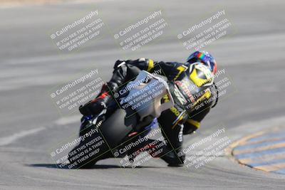 media/Mar-22-2025-CVMA (Sat) [[462c0ffedb]]/Race 12-Supersport Middleweight/